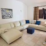 Oleander Villa