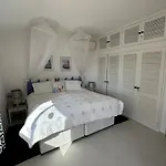 Oleander Villa